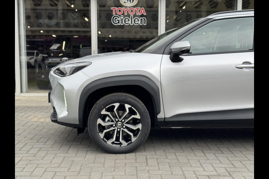 Toyota Yaris Cross 1.5 Hybrid 130PK First Edition Plus | Stoel + Stuurverwarming, Apple CarPlay, Keyless, 17inch, Groot scherm