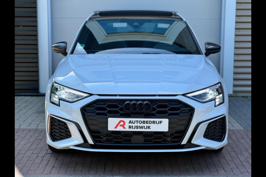 Audi A3 Sportback 45 TFSI e S edition Competition Carbon/Pano/Memory