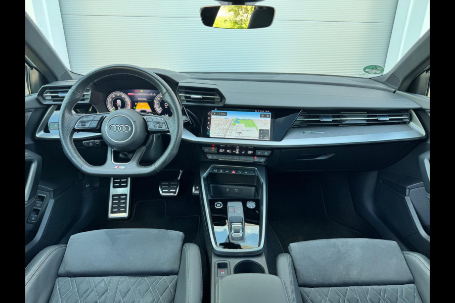 Audi A3 Sportback 45 TFSI e S edition Competition Carbon/Pano/Memory