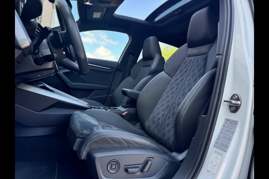 Audi A3 Sportback 45 TFSI e S edition Competition Carbon/Pano/Memory