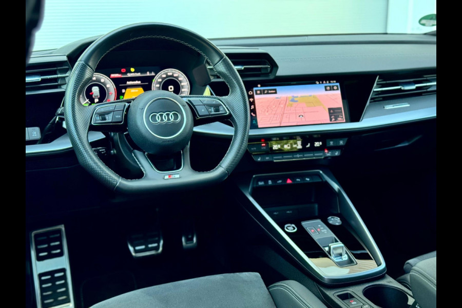 Audi A3 Sportback 45 TFSI e S edition Competition Carbon/Pano/Memory