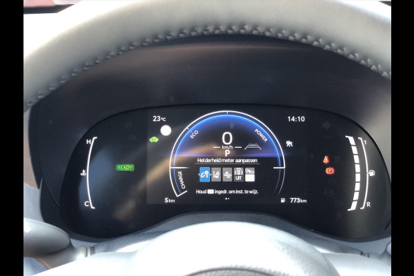 Toyota Yaris Cross 1.5 Hybrid 130PK Dynamic Comfort Pack | Dodehoekherkenning, Parkeersensoren, Stoel + Stuurverwarming, Apple CarPlay, Keyless