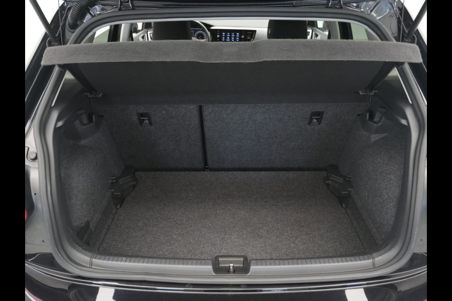 Volkswagen Polo 1.0 TSI 95pk Highline Navigatie 17"lm velgen PDC Privacy glas 321
