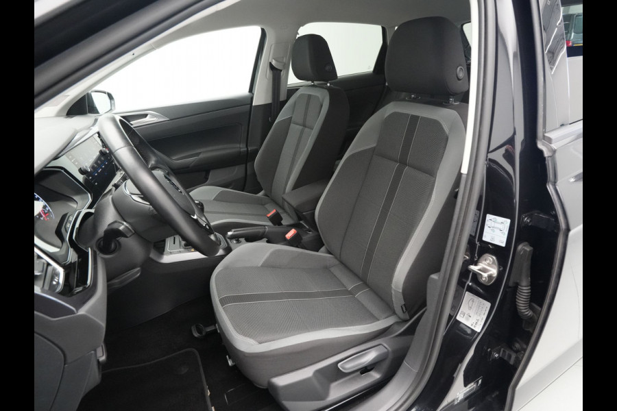Volkswagen Polo 1.0 TSI 95pk Highline Navigatie 17"lm velgen PDC Privacy glas 321