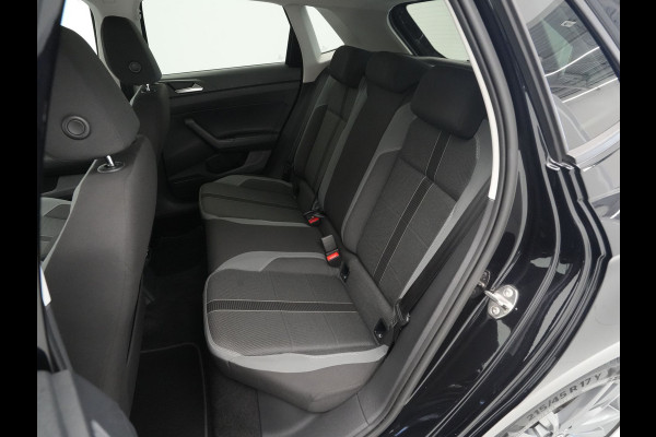 Volkswagen Polo 1.0 TSI 95pk Highline Navigatie 17"lm velgen PDC Privacy glas 321