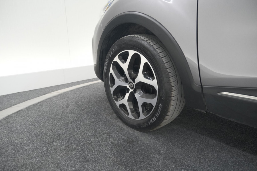 Renault Captur TCe 90 Intens | Trekhaak | Camera | Navigatie | Parkeersensoren
