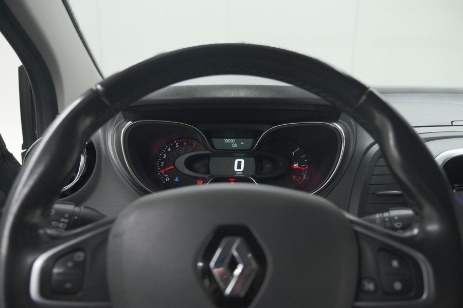 Renault Captur TCe 90 Intens | Trekhaak | Camera | Navigatie | Parkeersensoren