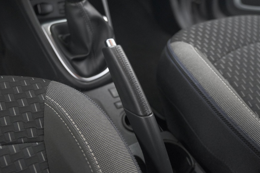 Renault Captur TCe 90 Intens | Trekhaak | Camera | Navigatie | Parkeersensoren