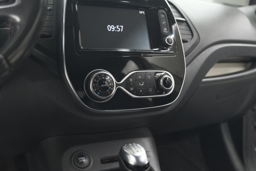 Renault Captur TCe 90 Intens | Trekhaak | Camera | Navigatie | Parkeersensoren