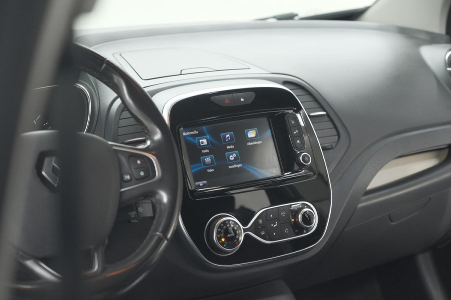 Renault Captur TCe 90 Intens | Trekhaak | Camera | Navigatie | Parkeersensoren
