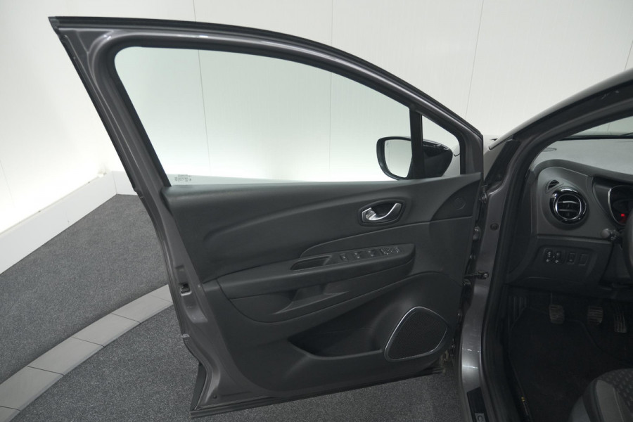 Renault Captur TCe 90 Intens | Trekhaak | Camera | Navigatie | Parkeersensoren