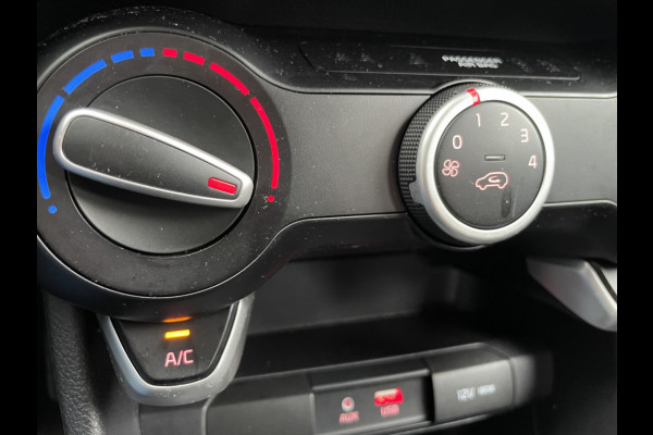 Kia Picanto 1.0 MPi DynamicPlusLine Climate control - Cruise control - Navigatie - Achteruitrijcamera - Multifunctioneel stuurwiel - Apple carplay/Android auto