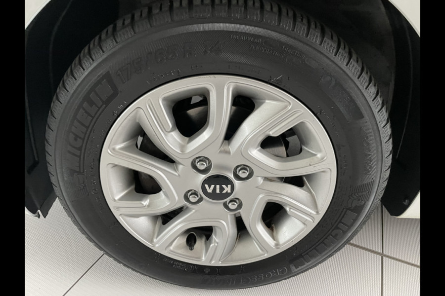Kia Picanto 1.0 MPi DynamicPlusLine Climate control - Cruise control - Navigatie - Achteruitrijcamera - Multifunctioneel stuurwiel - Apple carplay/Android auto