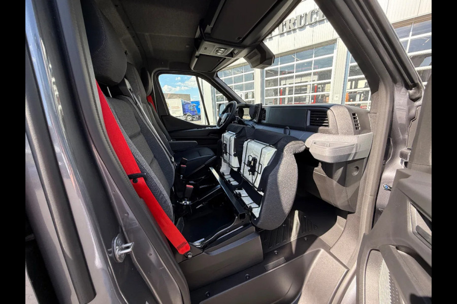 Renault Master RED EDITION L2H2 150PK BPM VRIJ/ CAMERA/ ALL WEATHER BANDEN/ TREKHAAK