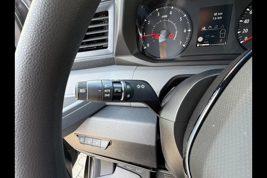Renault Master RED EDITION L2H2 150PK BPM VRIJ/ CAMERA/ ALL WEATHER BANDEN/ TREKHAAK