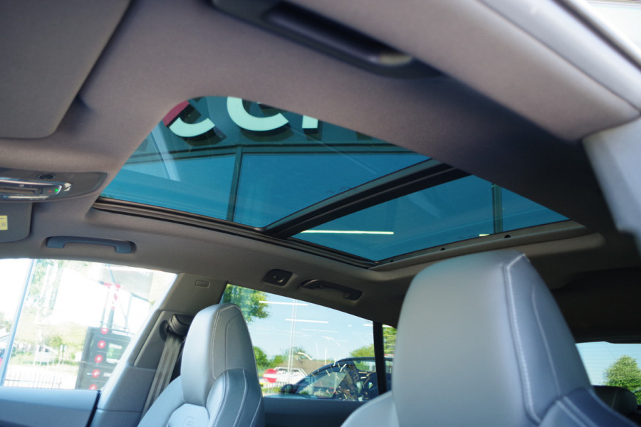 Audi Q8 60 TFSI e 490 PK Quattro S-Line Pro Line Competition, Panoramadak, RS-Sprotstoelen, Trekhaak, Laser-LED