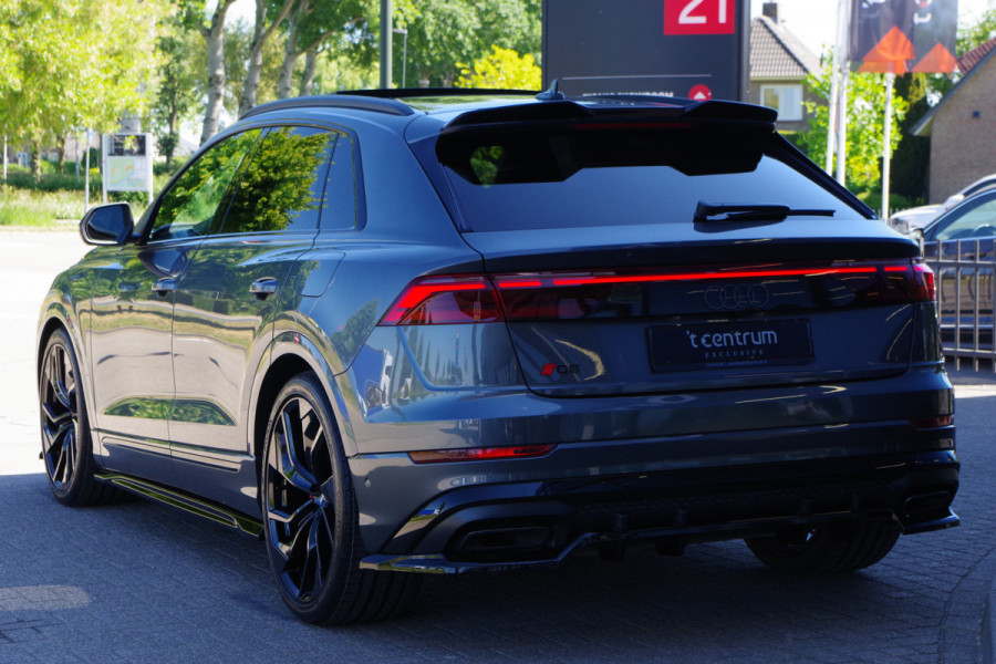 Audi Q8 60 TFSI e 490 PK Quattro S-Line Pro Line Competition, Panoramadak, RS-Sprotstoelen, Trekhaak, Laser-LED
