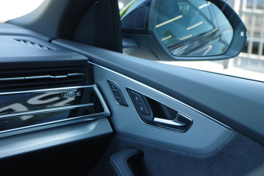 Audi Q8 60 TFSI e 490 PK Quattro S-Line Pro Line Competition, Panoramadak, RS-Sprotstoelen, Trekhaak, Laser-LED