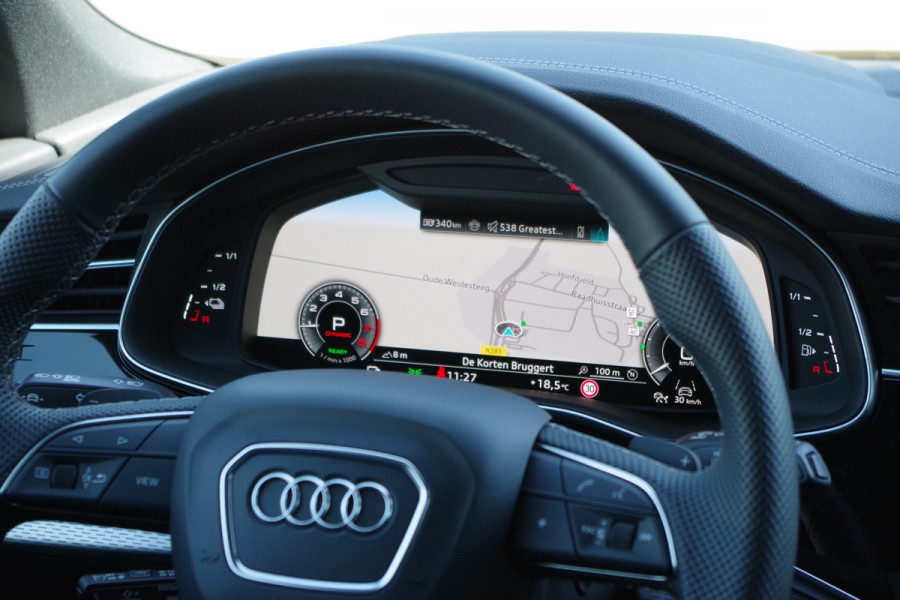 Audi Q8 60 TFSI e 490 PK Quattro S-Line Pro Line Competition, Panoramadak, RS-Sprotstoelen, Trekhaak, Laser-LED