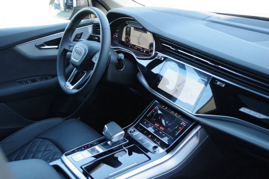 Audi Q8 60 TFSI e 490 PK Quattro S-Line Pro Line Competition, Panoramadak, RS-Sprotstoelen, Trekhaak, Laser-LED