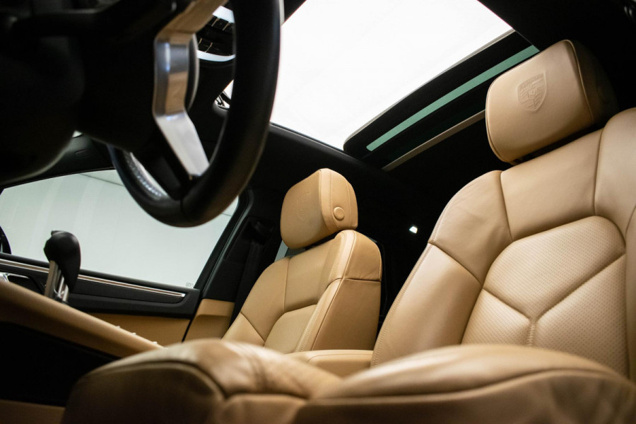 Porsche Macan 2.0 |Pano|Org.NL|Sportchrono|Luchtvering|360|Bose|VOLL|