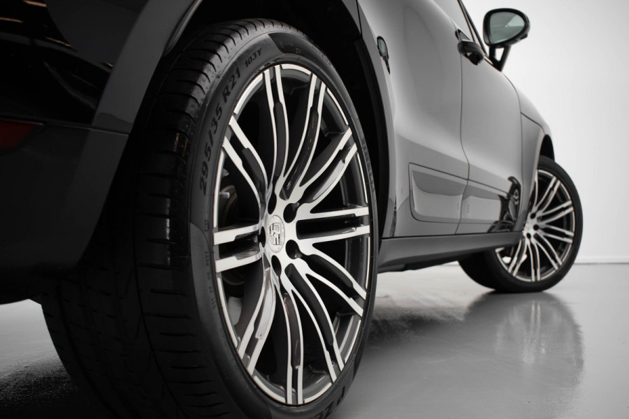 Porsche Macan 2.0 |Pano|Org.NL|Sportchrono|Luchtvering|360|Bose|VOLL|