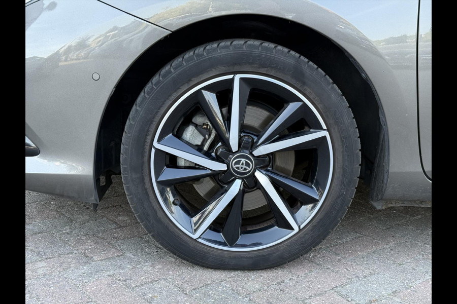 Toyota Auris Touring Sports 1.8 Hybrid Dynamic Ultimate | Eerste eigenaar, 17 inch, Stoelverwarming, Navigatie, Keyless, DAB