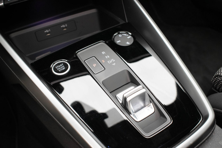 Audi A3 Sportback 45 TFSI e S edition Competition |Pano|3xS-line|Ambient|Carplay|
