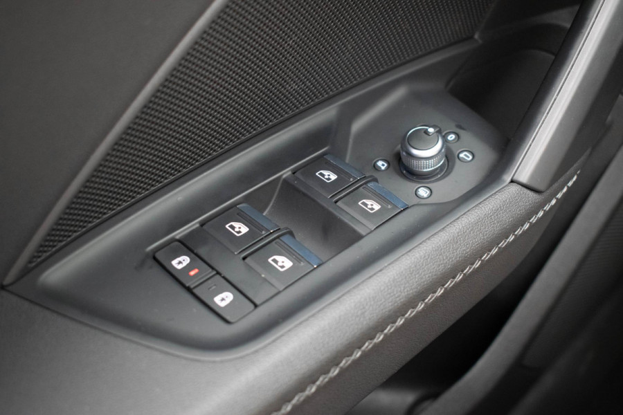 Audi A3 Sportback 45 TFSI e S edition Competition |Pano|3xS-line|Ambient|Carplay|