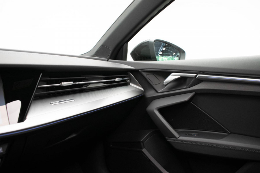 Audi A3 Sportback 45 TFSI e S edition Competition |Pano|3xS-line|Ambient|Carplay|