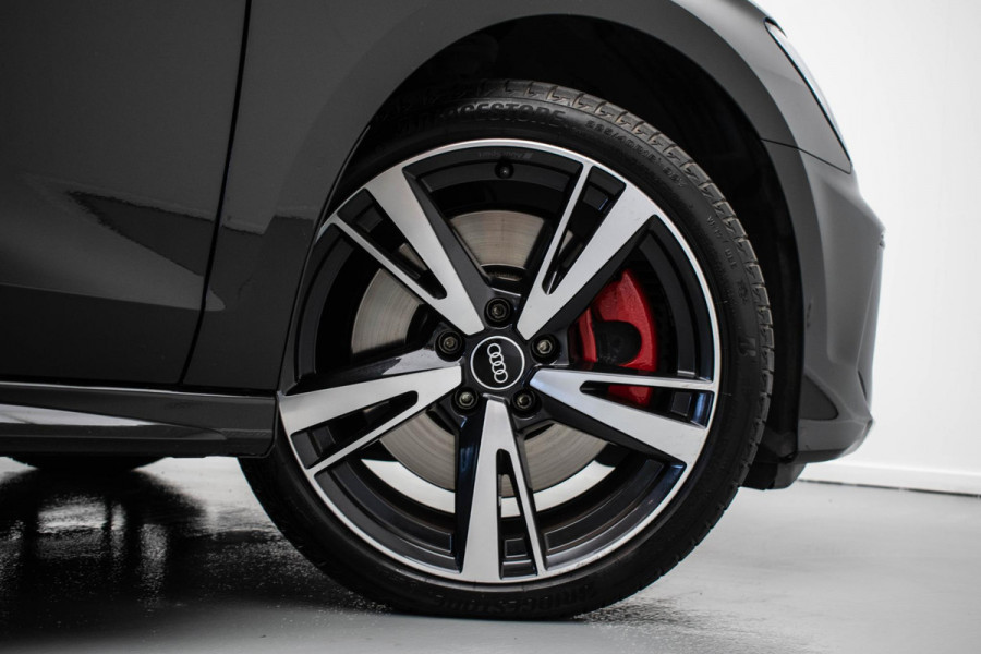 Audi A3 Sportback 45 TFSI e S edition Competition |Pano|3xS-line|Ambient|Carplay|