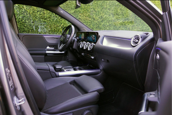 Mercedes-Benz B-Klasse B 200 Progressive | Panorama Trekhaak Easypack Sfeerverlichting