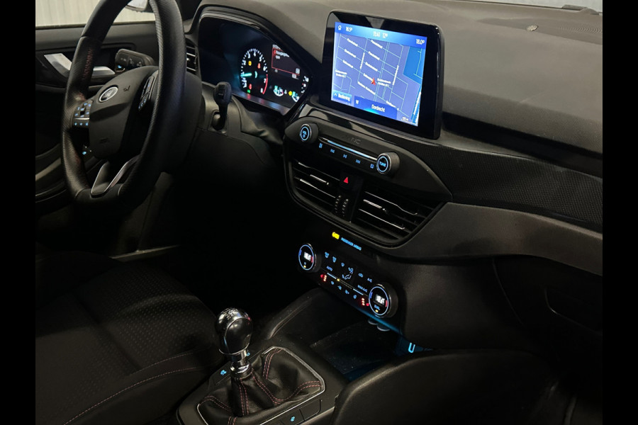 Ford FOCUS Wagon 1.0 EcoBoost ST Line Business B&O/ CAMERA / WINTER PACK