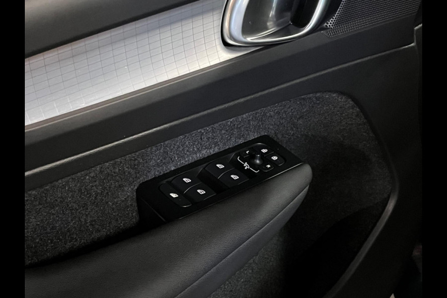 Volvo XC40 Recharge T4 Inscription | Leder | Open dak | Keyless | Cruise & Climate c.