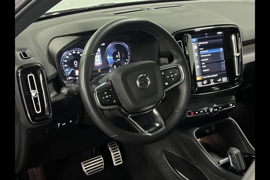 Volvo XC40 Recharge R-Design T4 Open Dak | Adapt. Cruise c. | Keyless | Stoel-/Stuur verwarming
