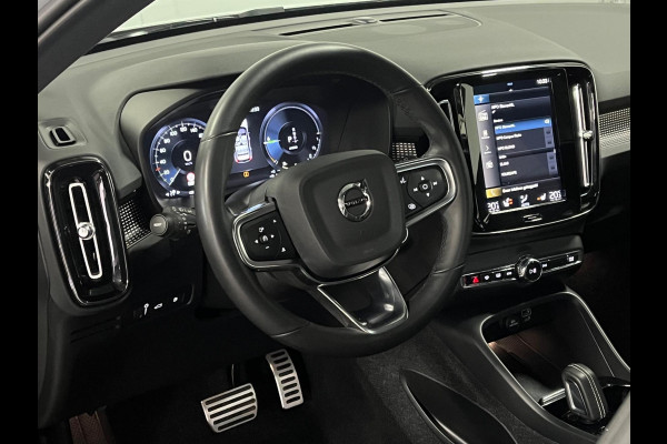 Volvo XC40 Recharge R-Design T4 Open Dak | Adapt. Cruise c. | Keyless | Stoel-/Stuur verwarming