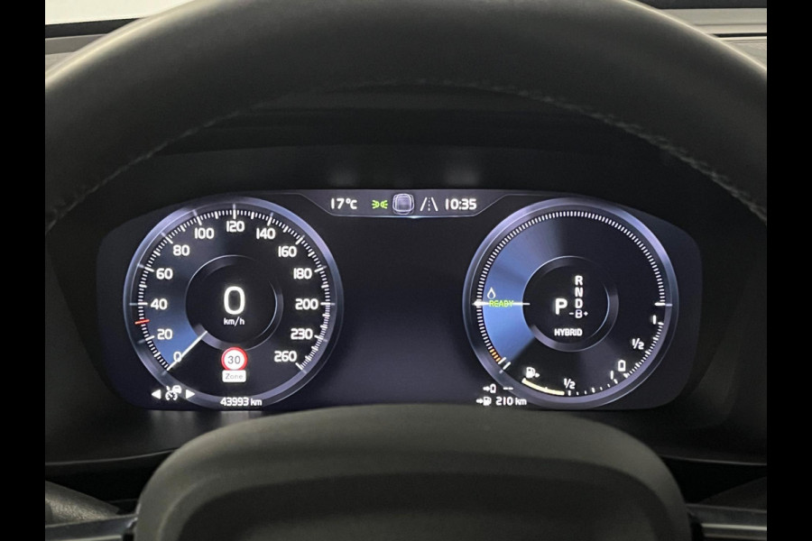 Volvo XC40 Recharge R-Design T4 Open Dak | Adapt. Cruise c. | Keyless | Stoel-/Stuur verwarming