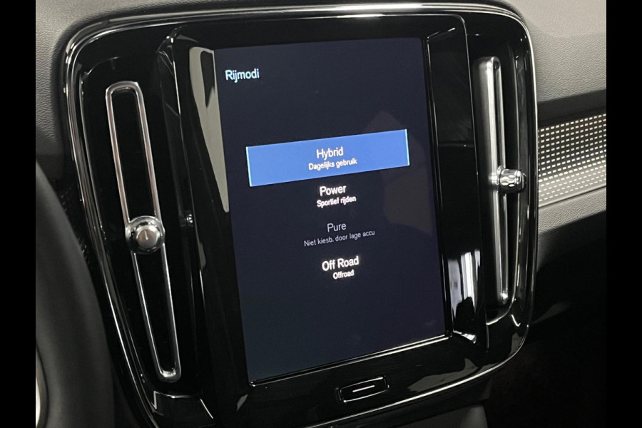 Volvo XC40 Recharge R-Design T4 Open Dak | Adapt. Cruise c. | Keyless | Stoel-/Stuur verwarming