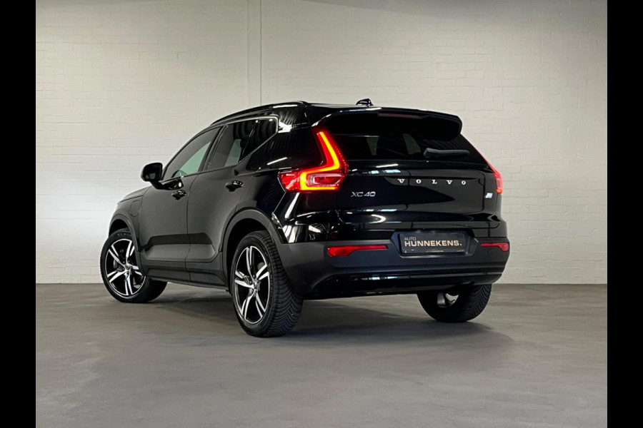 Volvo XC40 1.5 T4 Recharge R-Design | BLIS | Open dak | Harman/Kardon | Keyless | Adapt. Cruise c.