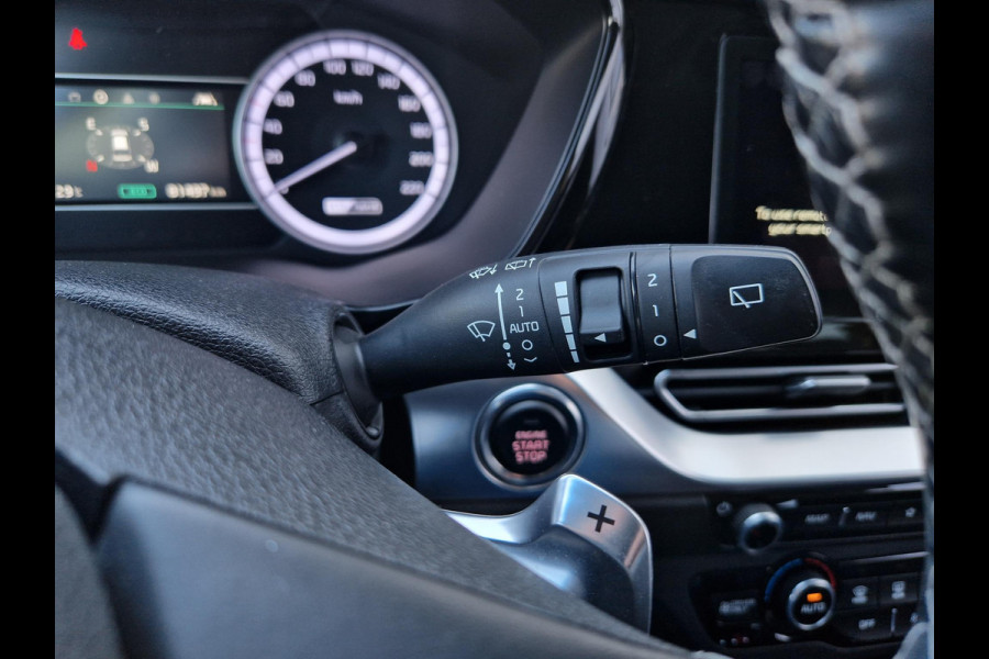 Kia Niro 1.6 GDi Hybrid 141pk DCT6 DynamicPlusLine | Leder | BSD | Adaptive Cruise | Stoelverwarming | LED | Camera | PDC |