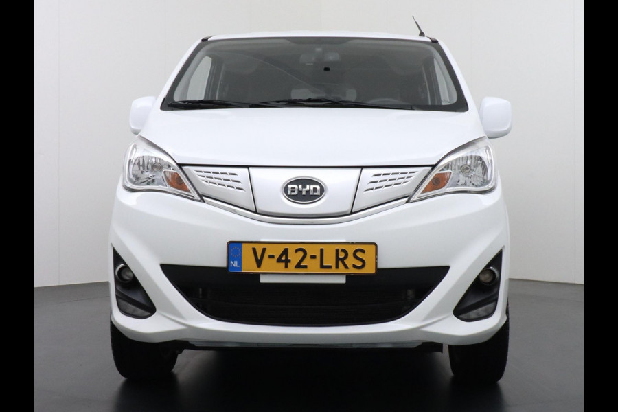 BYD ETP3 Standard 45 kWh CAMERA | STOELVERWARMING | RIJKLAARPRIJS INCL. RESTERENDE FABRIEKSGARANTIE