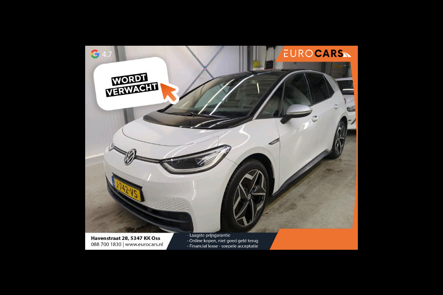 Volkswagen ID.3 First Plus 58 kWh Climate control Navigatie Cruise control Parkeersensoren voor + achter LED Voorstoelen verwarmd Apple Carplay/ Android Auto
