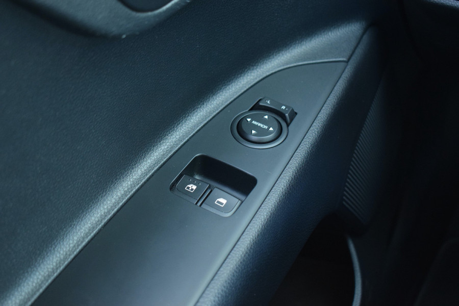 Kia Stonic 1.0 T-GDi DynamicLine | Apple CarPlay | Camera | Airco | Cruise