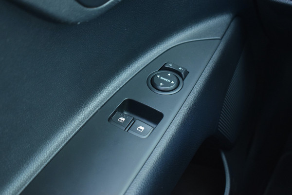 Kia Stonic 1.0 T-GDi DynamicLine | Apple CarPlay | Camera | Airco | Cruise