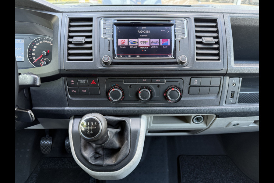 Volkswagen Transporter 2.0 TDI L1H1 Highline | NL-auto | 1e Eig | Adapt. cruisec. | LED | Navi | Carplay