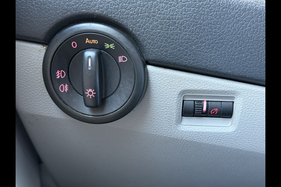 Volkswagen Transporter 2.0 TDI L1H1 Highline | NL-auto | 1e Eig | Adapt. cruisec. | LED | Navi | Carplay