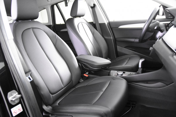 BMW X1 sDrive18i X Line *1ste Eigenaar* Leer*Navigatie*Trekhaak*