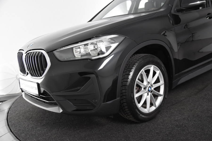 BMW X1 sDrive18i X Line *1ste Eigenaar* Leer*Navigatie*Trekhaak*