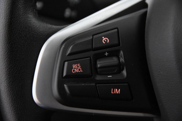 BMW X1 sDrive18i X Line *1ste Eigenaar* Leer*Navigatie*Trekhaak*