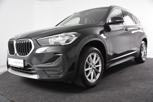 BMW X1 sDrive18i X Line *1ste Eigenaar* Leer*Navigatie*Trekhaak*